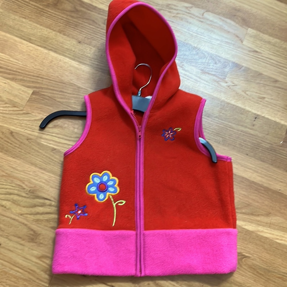 Hanna Andersson 120 Red Pink Floral Fleece Full Zip Hooded Vest